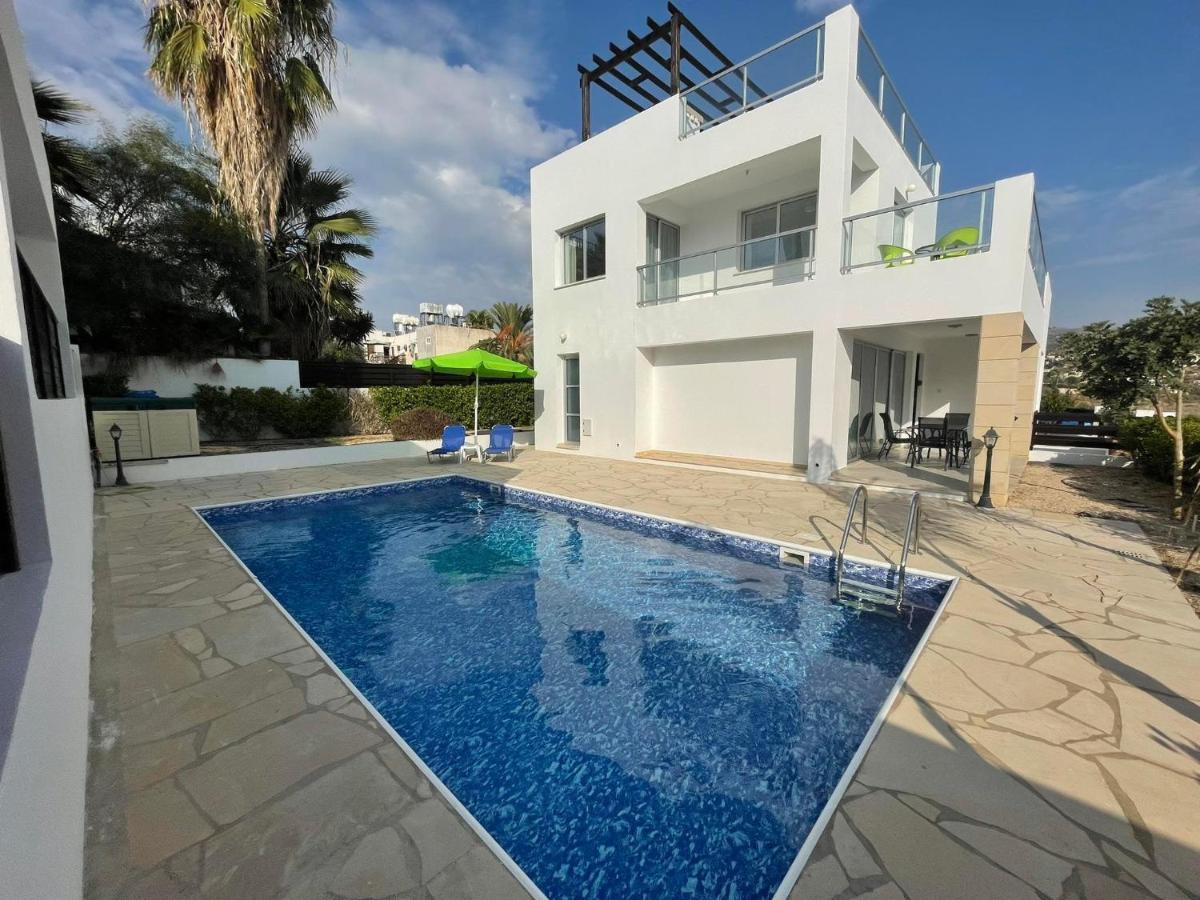 Villa Sunny Breeze In A Prime Spot Near Everything Coral Bay